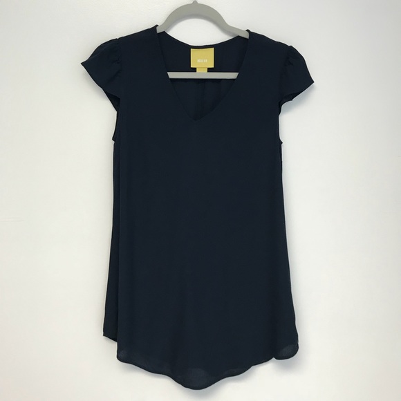 G187 Maeve | Navy blue soft cap sleeve blouse size 0 - Picture 1 of 6